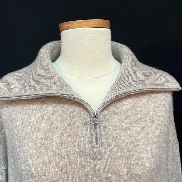 COPY - CHARTER CLUB Cashmere 1/4 Zip Mock Neck Pullover Sweater ❣️ - Picture 4 of 6
